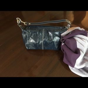 Coach small navy patent leather purse
